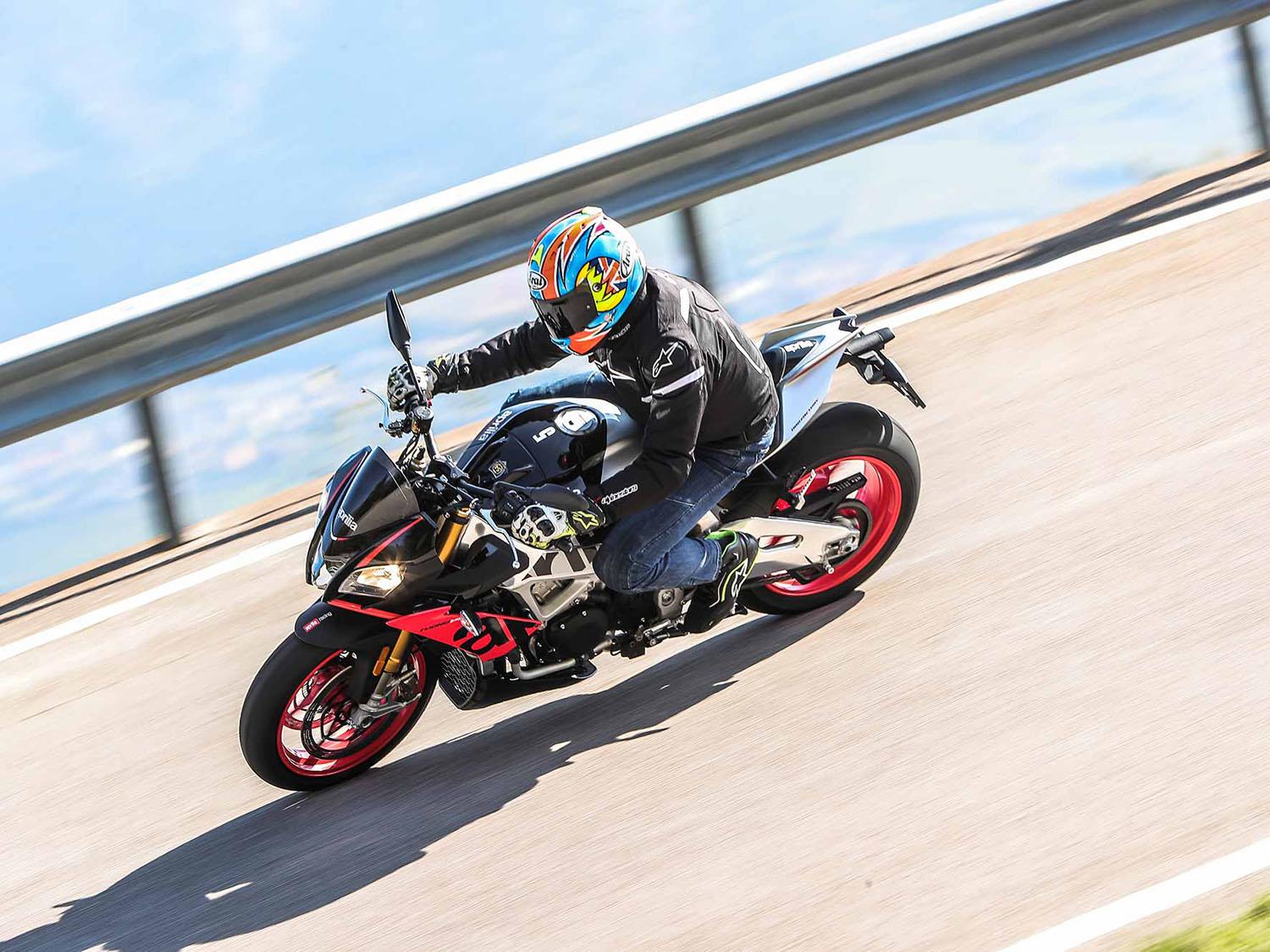Aprilia Tuono V4 1100 Factory Aprilia Tuono V4 1100 Factory