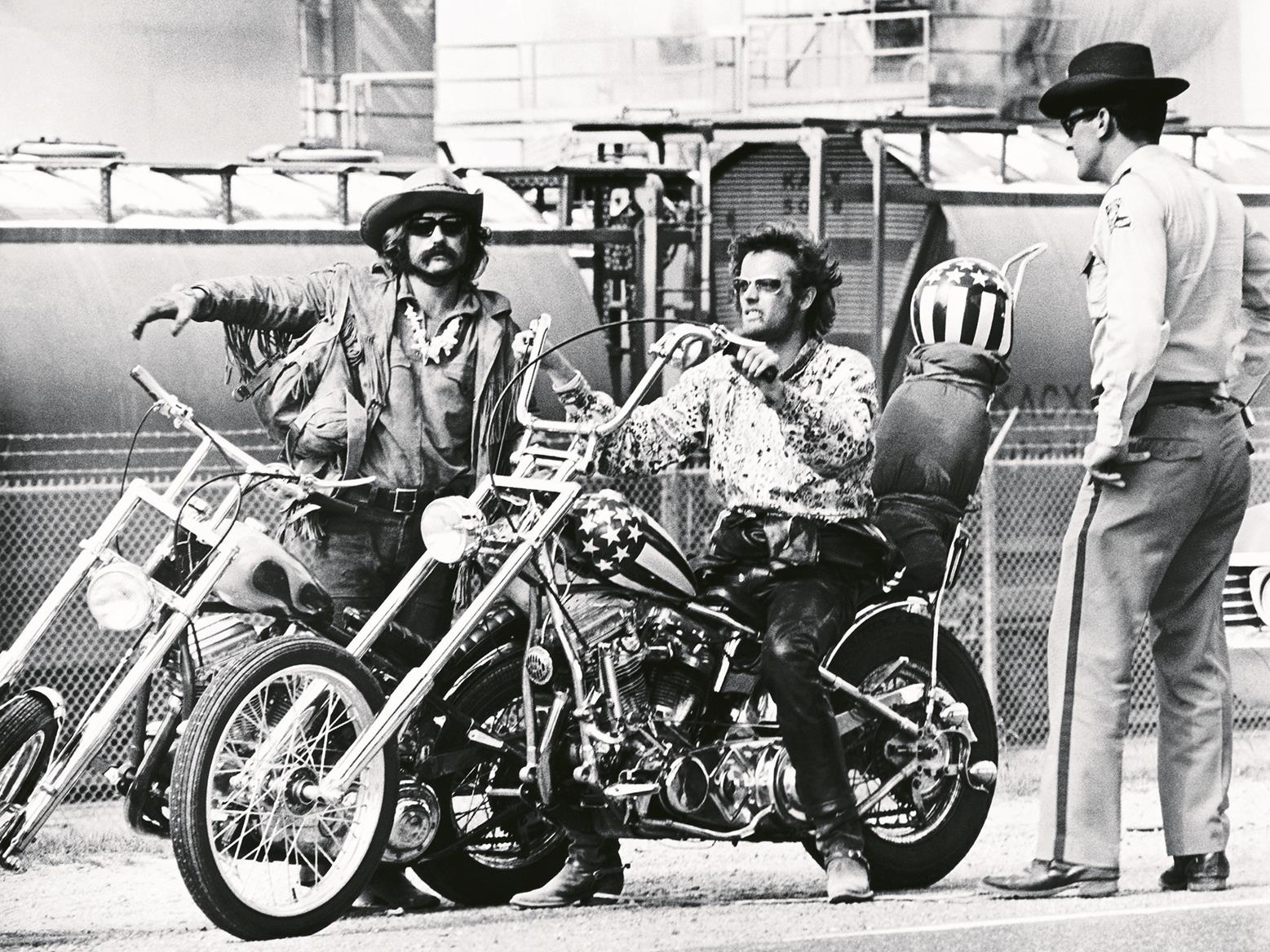 Hopper and Fonda on the set of Easy Rider Hopper and Fonda on the set of Easy Rider