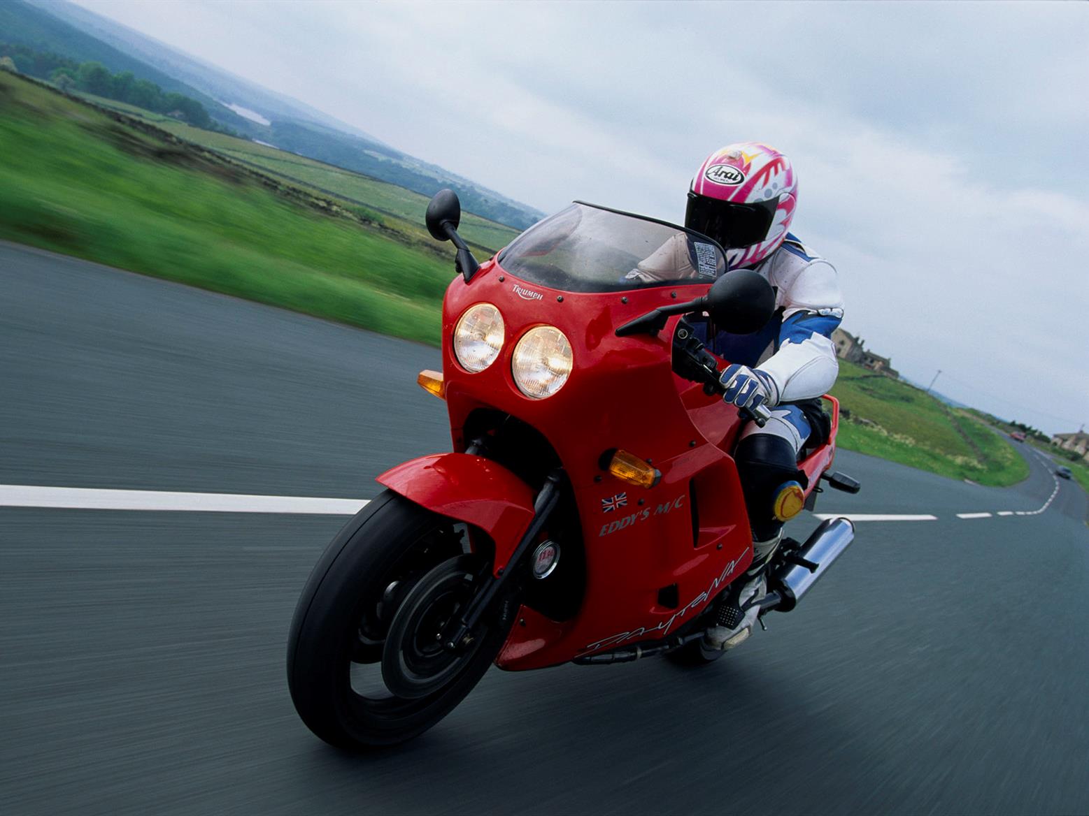 Triumph Daytona 900 Triumph Daytona 900