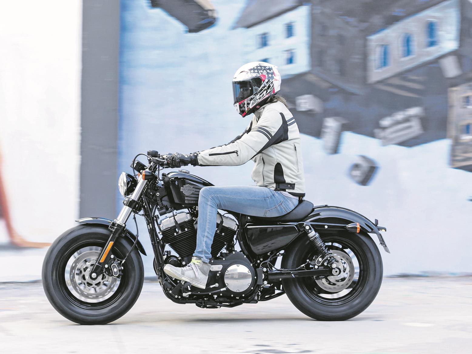 Harley-Davidson Forty Eight Harley-Davidson Forty Eight