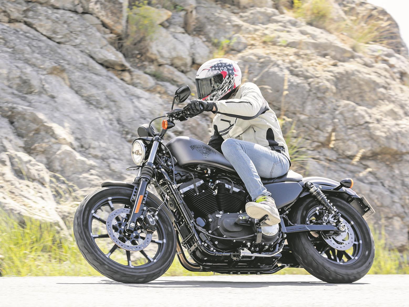 Harley-Davidson Sportster 883 Iron Harley-Davidson Sportster 883 Iron