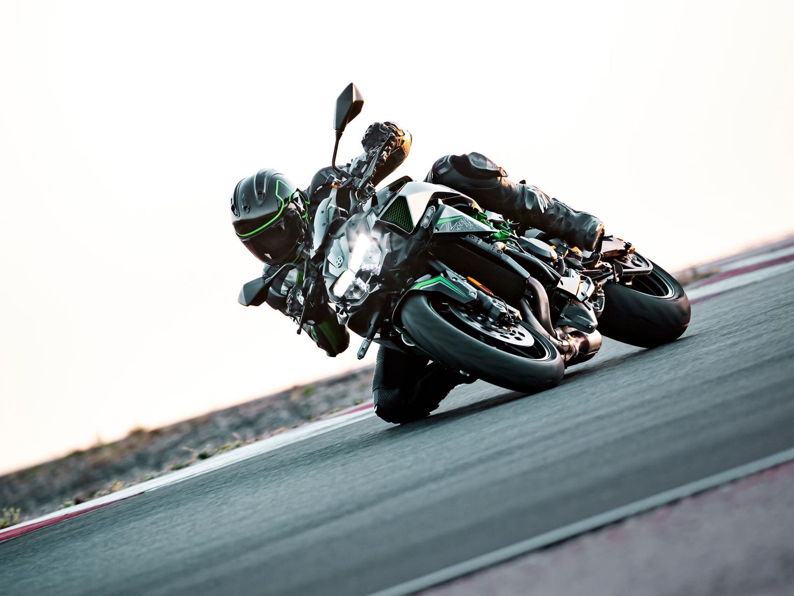 Kawasaki Z H2 on track Kawasaki Z H2 on track