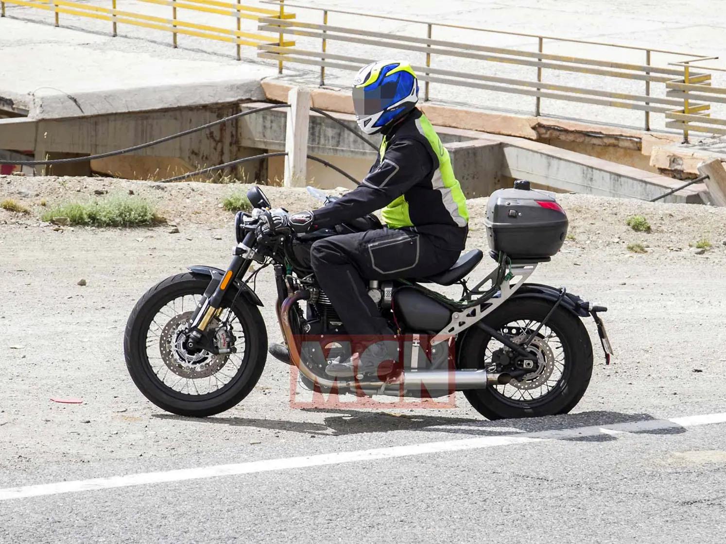 Triumph Bobber TFC spotted in testing Triumph Bobber TFC spotted in testing