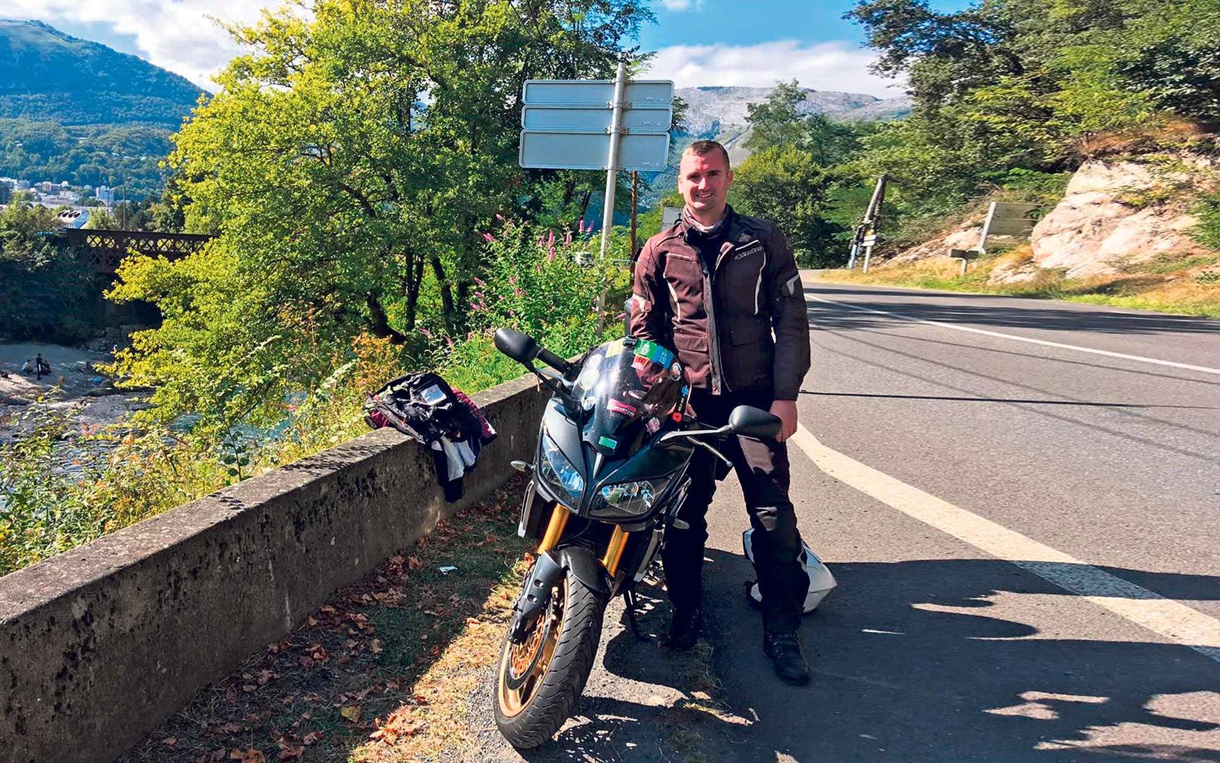 Lee Parsons with his Yamaha Lee Parsons with his Yamaha