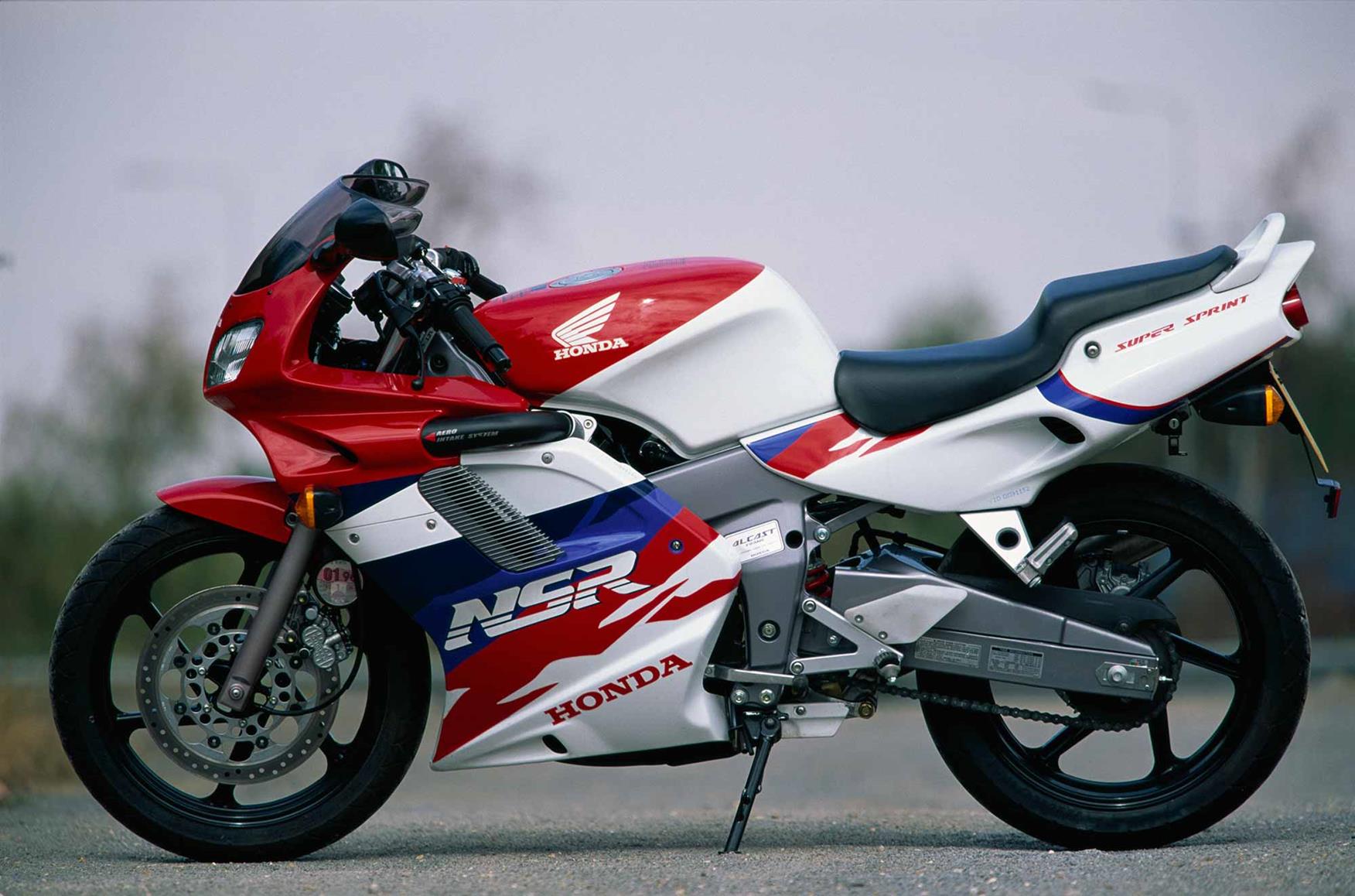 Side on view of a Honda NSR125 Side on view of a Honda NSR125