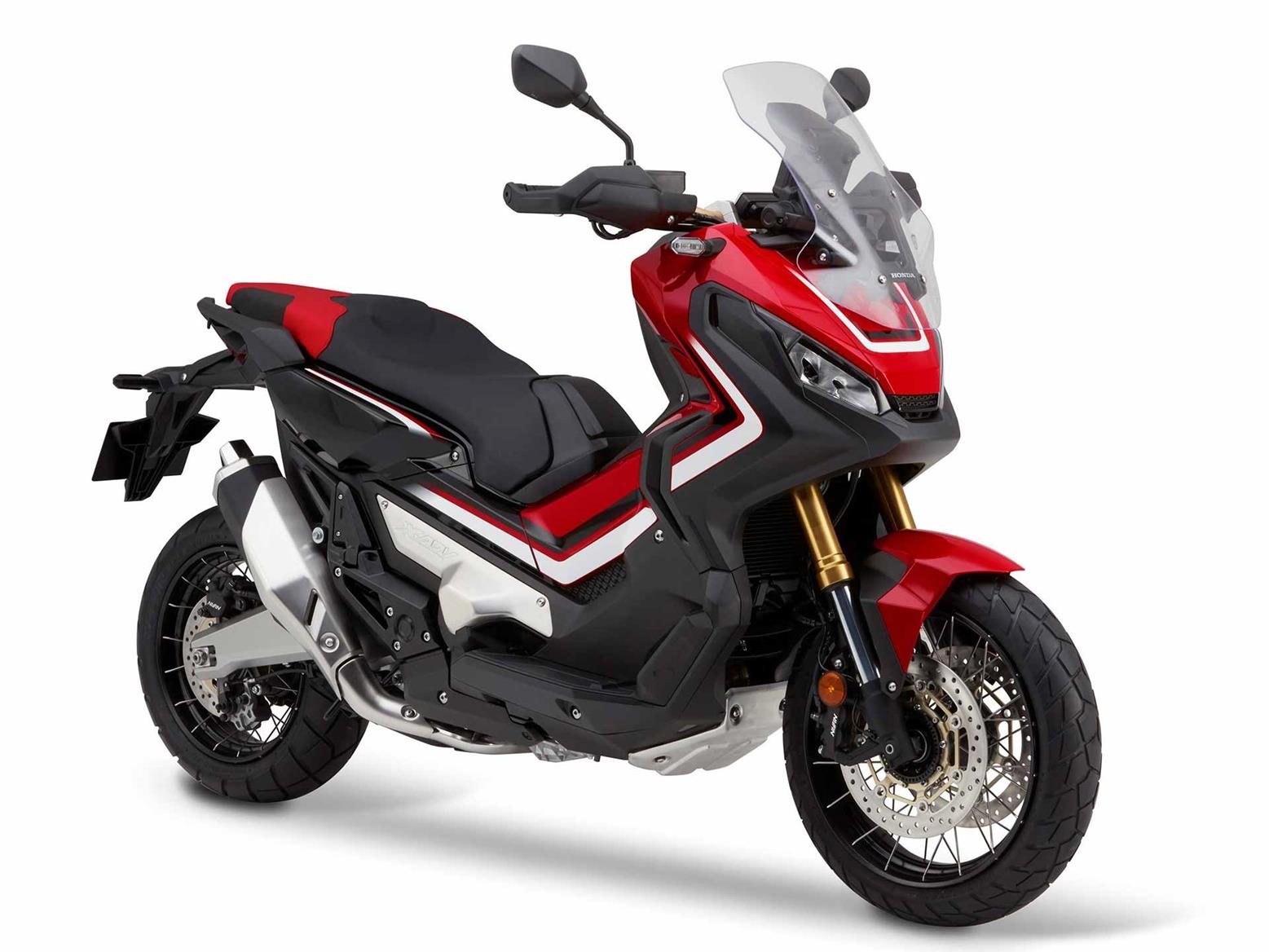 Honda X-ADV side-on view Honda X-ADV side-on view