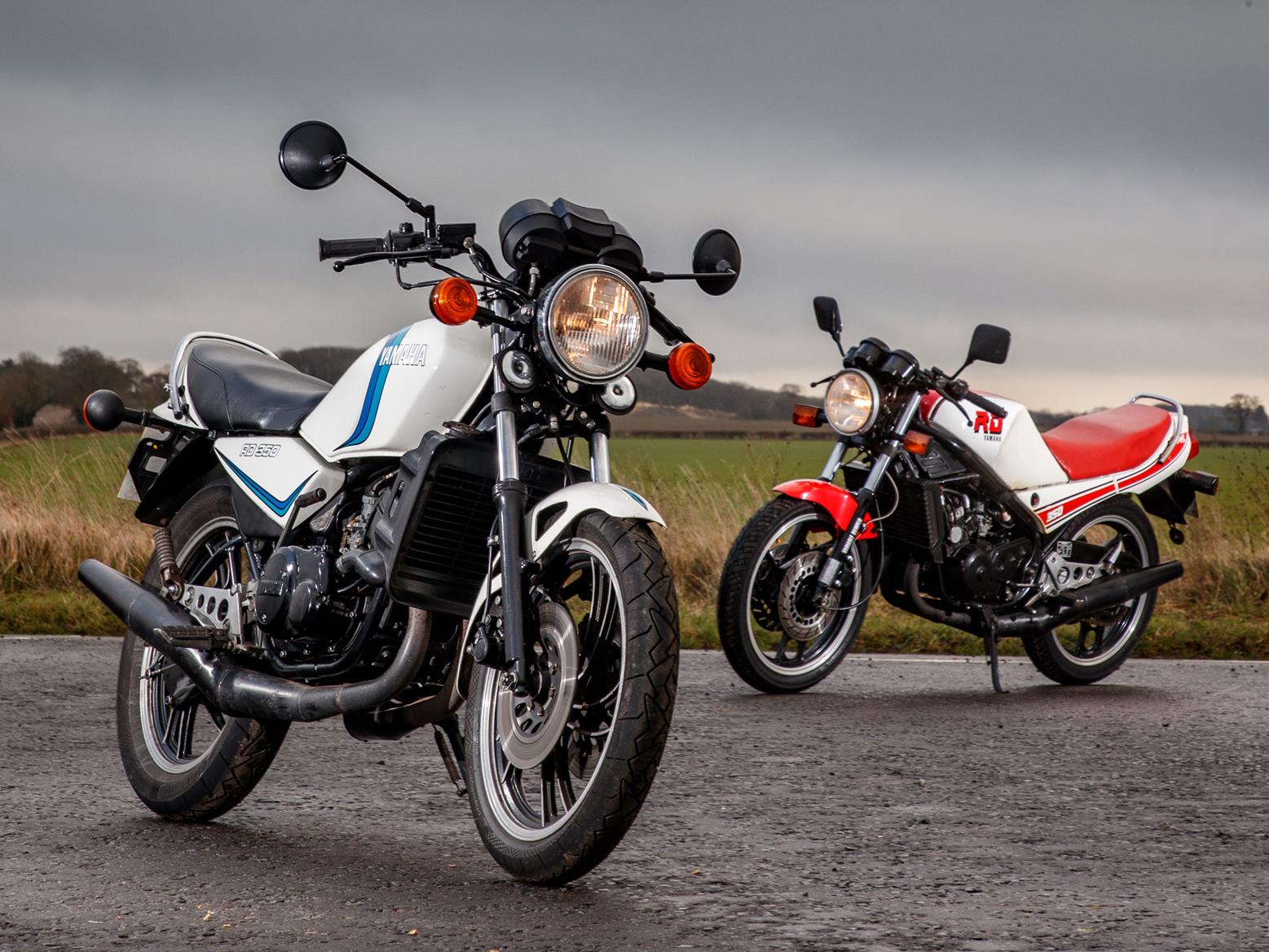 1980 Yamaha RD350LC vs 1985 Yamaha RD350N 1980 Yamaha RD350LC vs 1985 Yamaha RD350N
