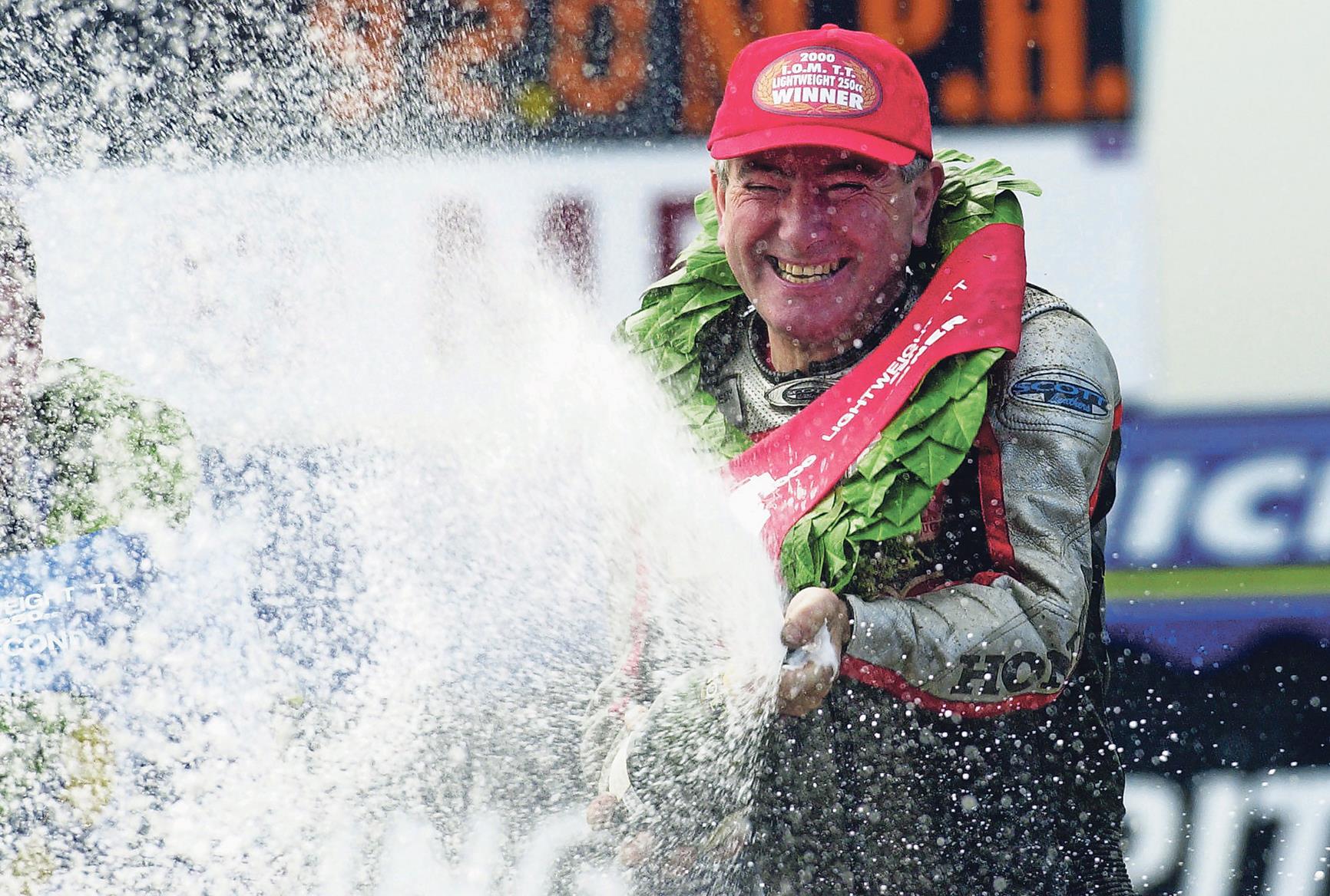 Joey Dunlop wins at the 2000 TT Joey Dunlop wins at the 2000 TT