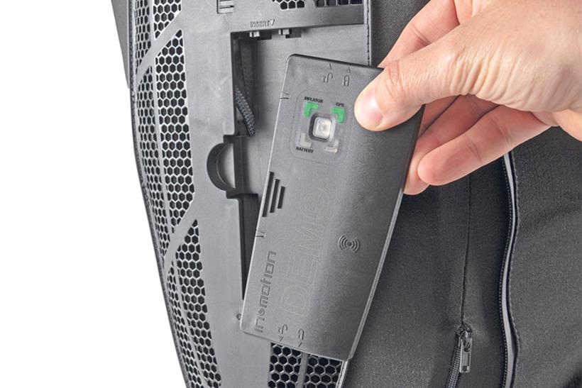 [Imagem: in-and-motion-3.jpg]