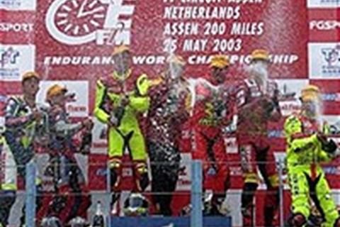 Suzuki fill World Endurance podium