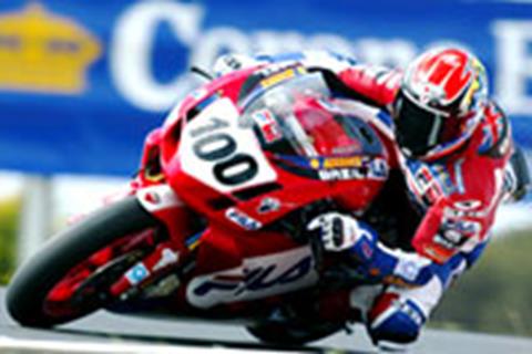 Hodgson on pole for Round 2