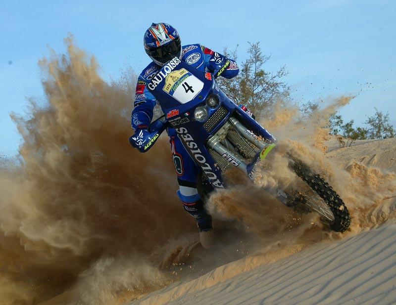 Meoni dies on Dakar | MCN