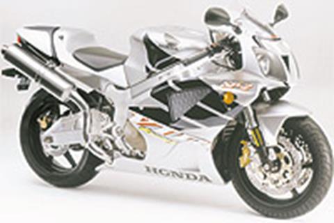 Honda’s 2002 SP-2 gets closer to the WSB racer