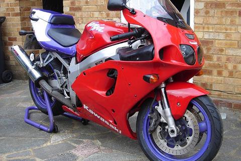 ZX-7R restored to glory