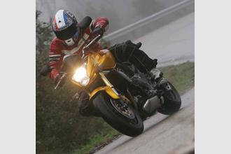 Honda CB600F Hornet motorcycle review - Riding