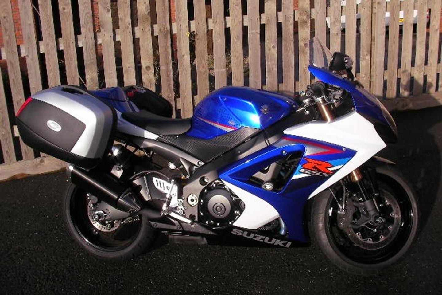 Suzuki GSXR1000 Touring MCN