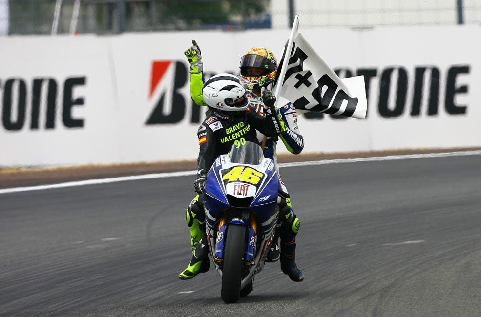 French MotoGP: Valentino Rossi eases to 90th win | MCN