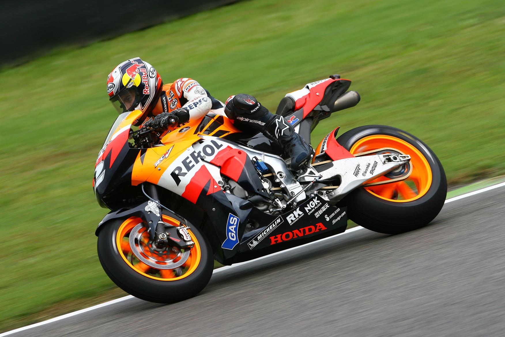 Italian MotoGP  Dani Pedrosa  sets fastest time in free 