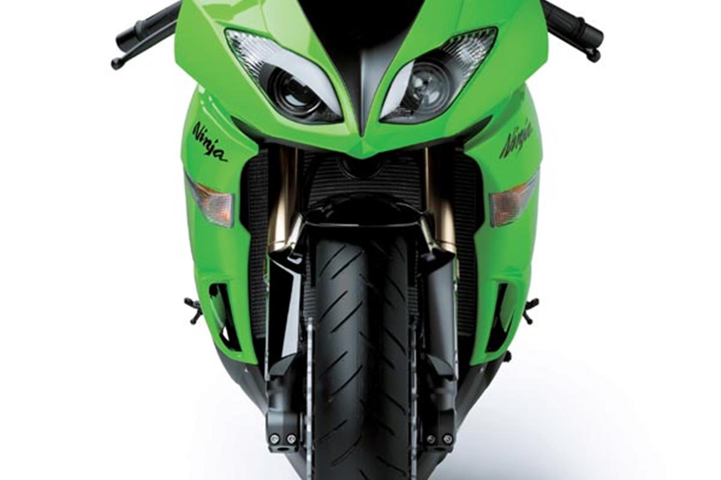 kawasaki zx6 2011