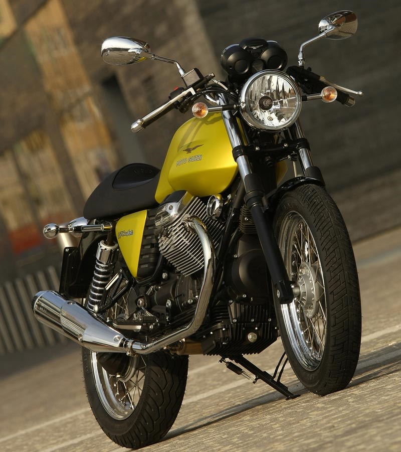 Guzzi V Cafe Classic Review Guzzi V Cafe Classic Review