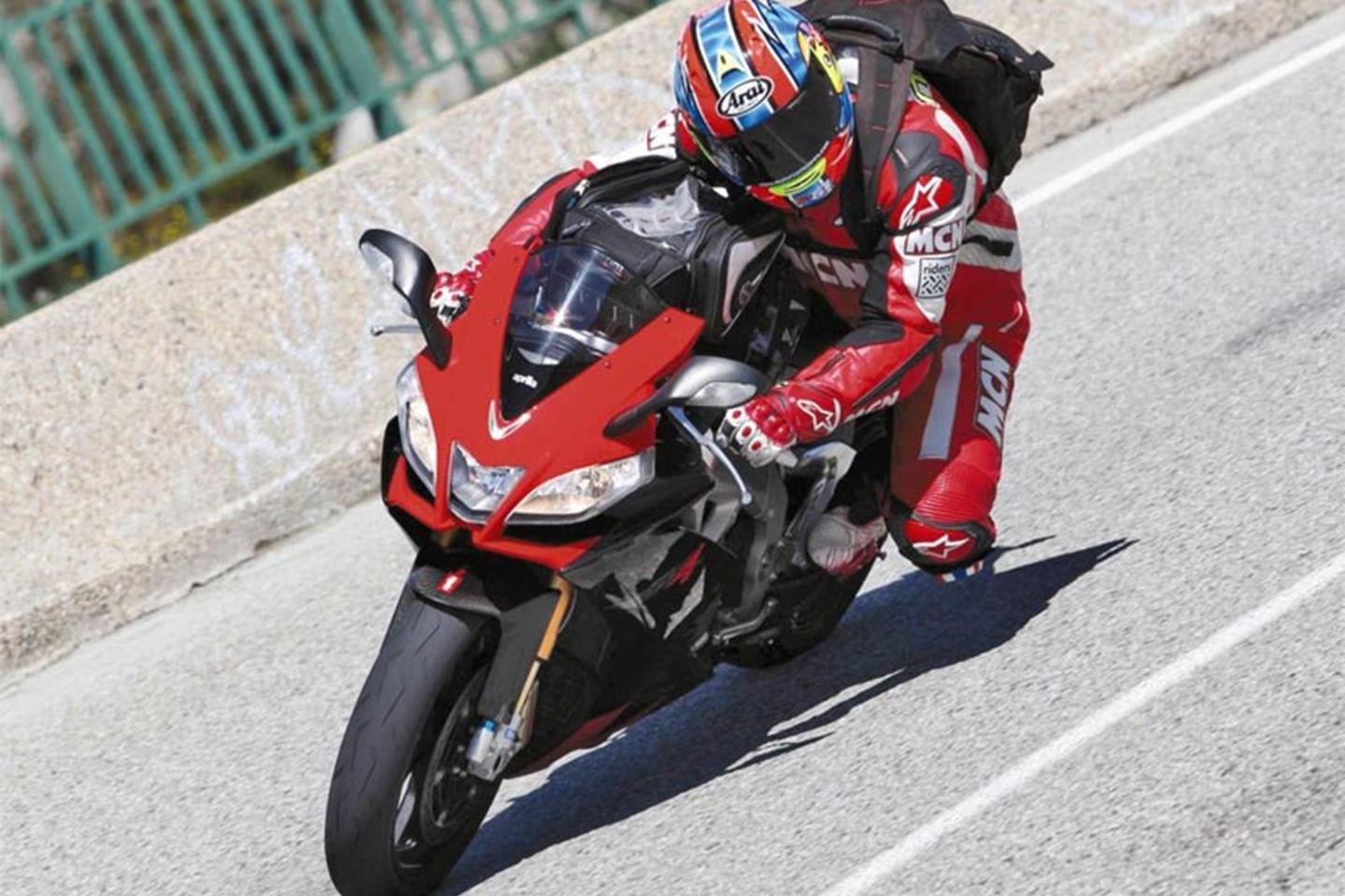 Aprilia rsv4 2012