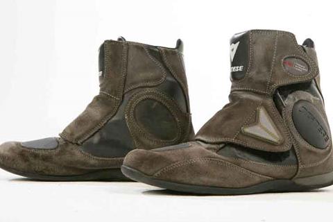 Boot review: Dainese Quito