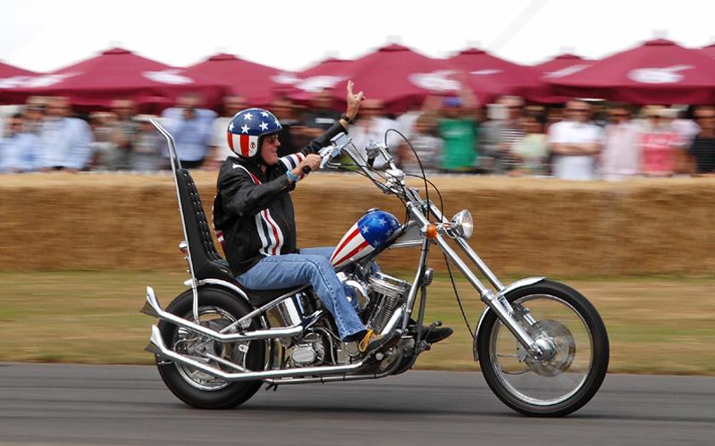 Peter Fonda chooses Davida for Easy Riders 40th Anniversary. | MCN