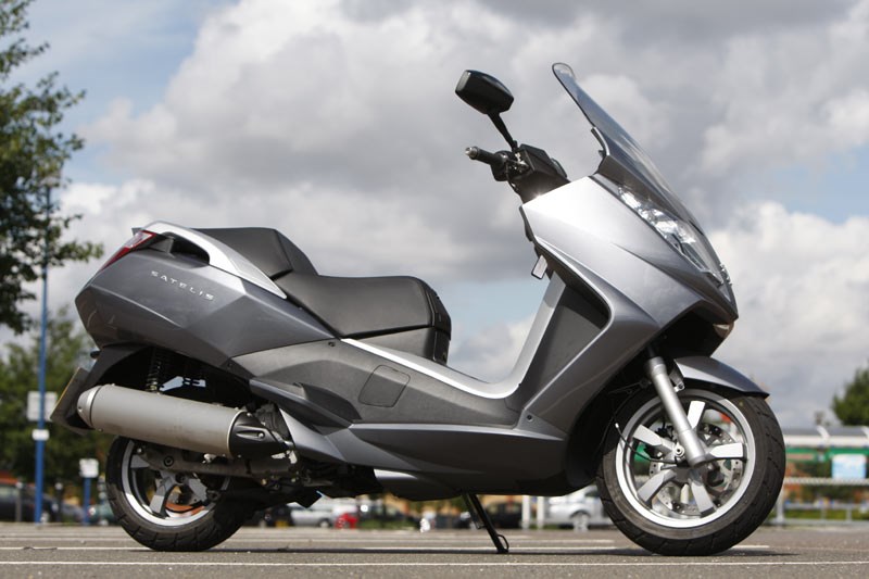 PEUGEOT SATELIS 125 (2006on) Review Specs & Prices MCN
