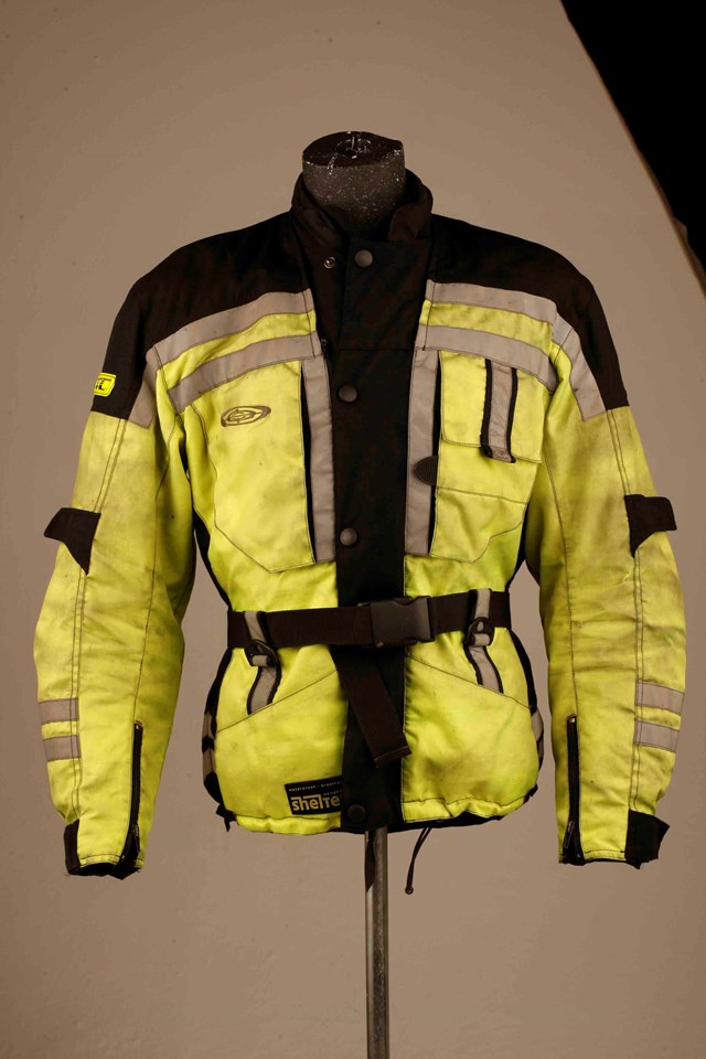 hx350 compact camera