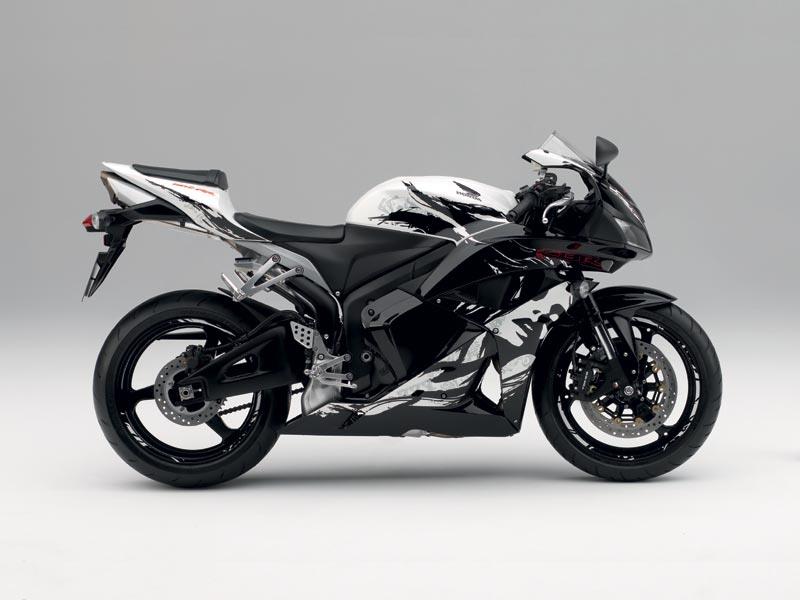 CBR600RR gets lairy new colour for 2010 | MCN