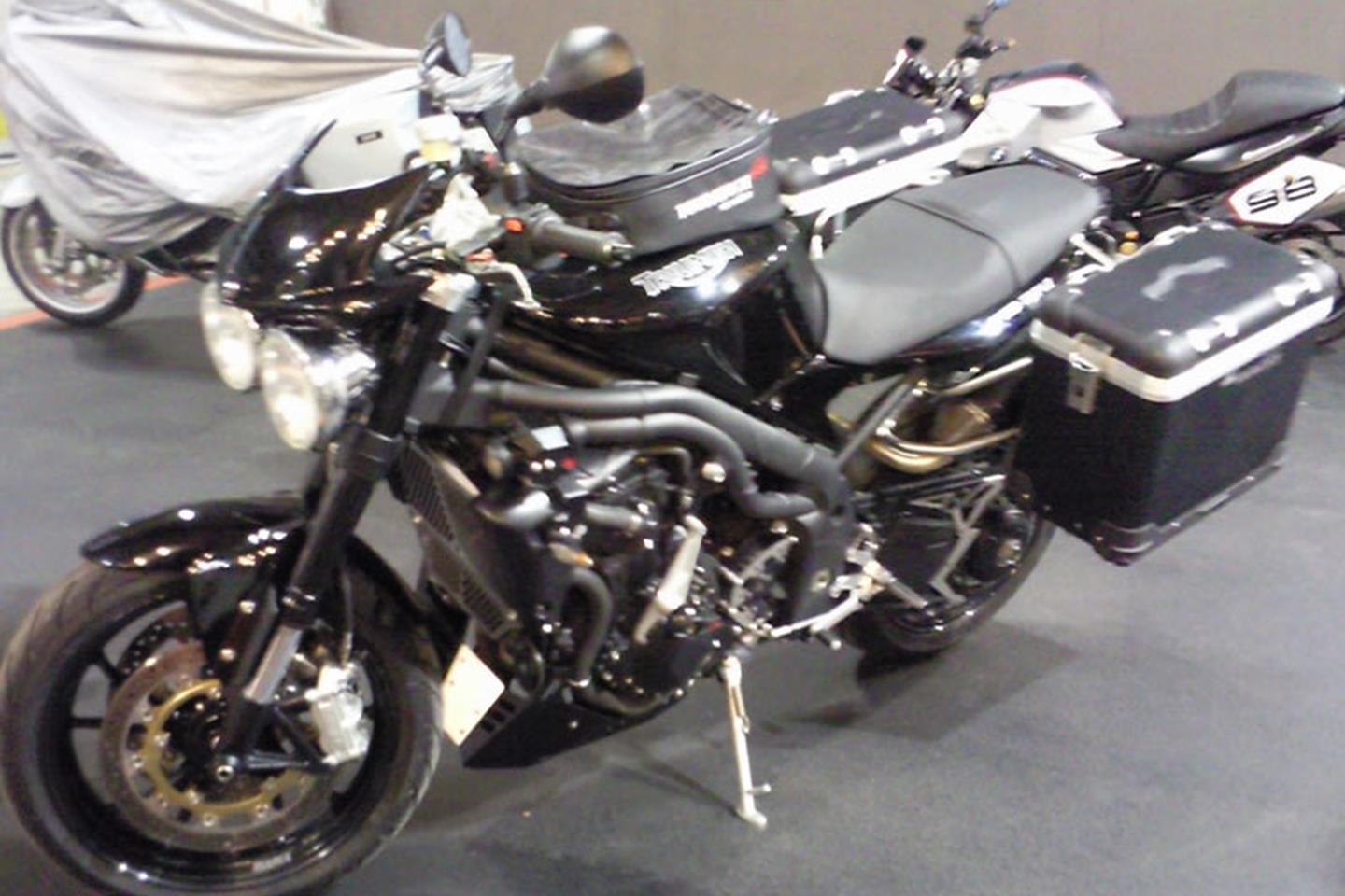 triumph speed triple panniers