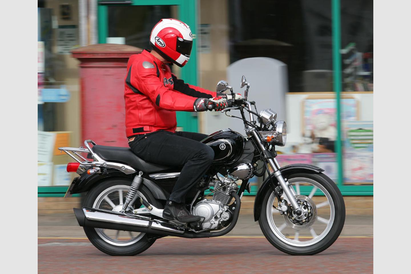 Yamaha YBR125 Custom (2010): A Timeless Classic for Everyday Riding