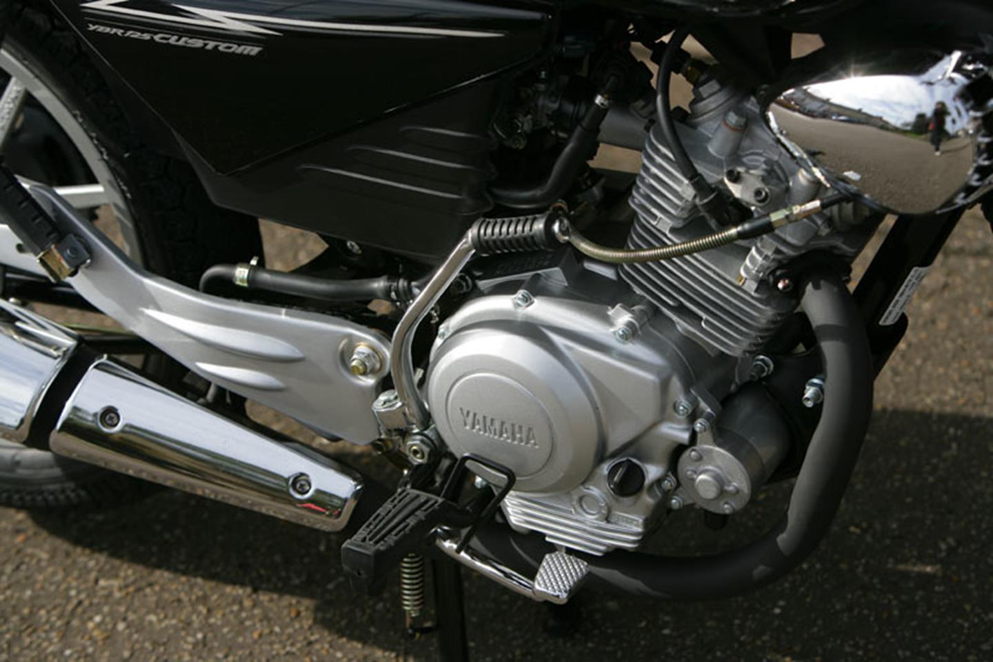 The Yamaha YBR 125 Custom's engine