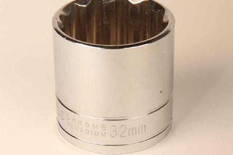 Review: Halfords Professional 32mm socket