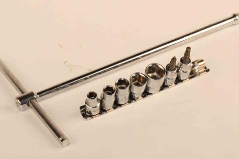 Tool review: Cruz Tools sliding T-bar socket set