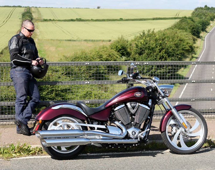 VICTORY VEGAS (2003on) Review Speed, Specs & Prices MCN