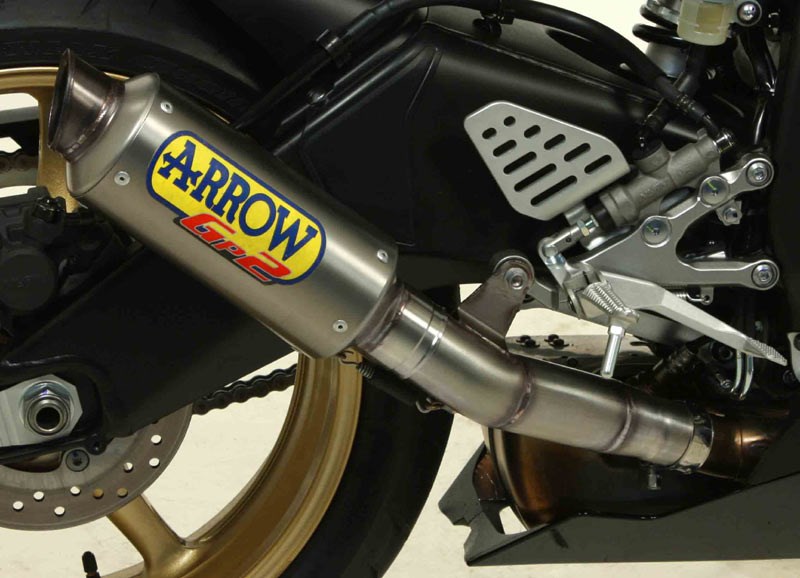 arrow exhaust r15 v3