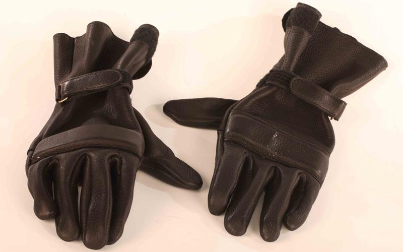 insulated elkskin gloves