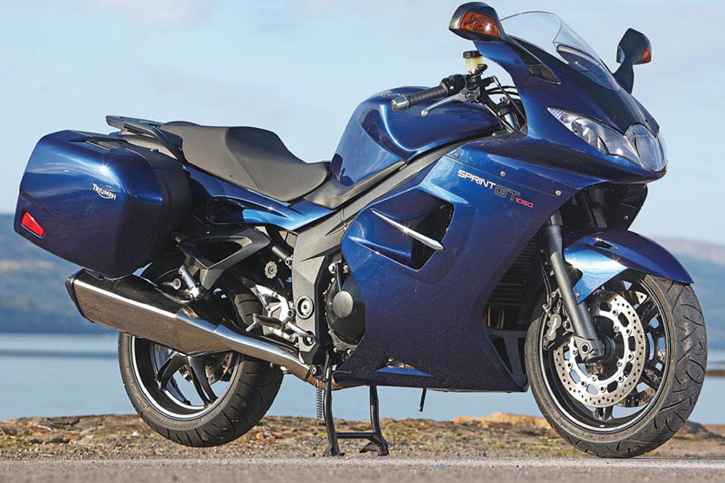 TRIUMPH SPRINT GT 1050 (2010-on) Review, Specs & Prices | MCN