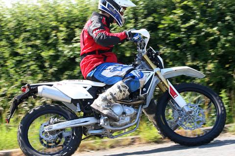 Video: Rieju MRT125 Pro Enduro review