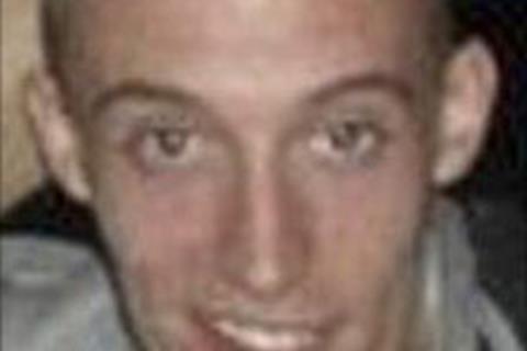 Helmet-less theft suspect killed