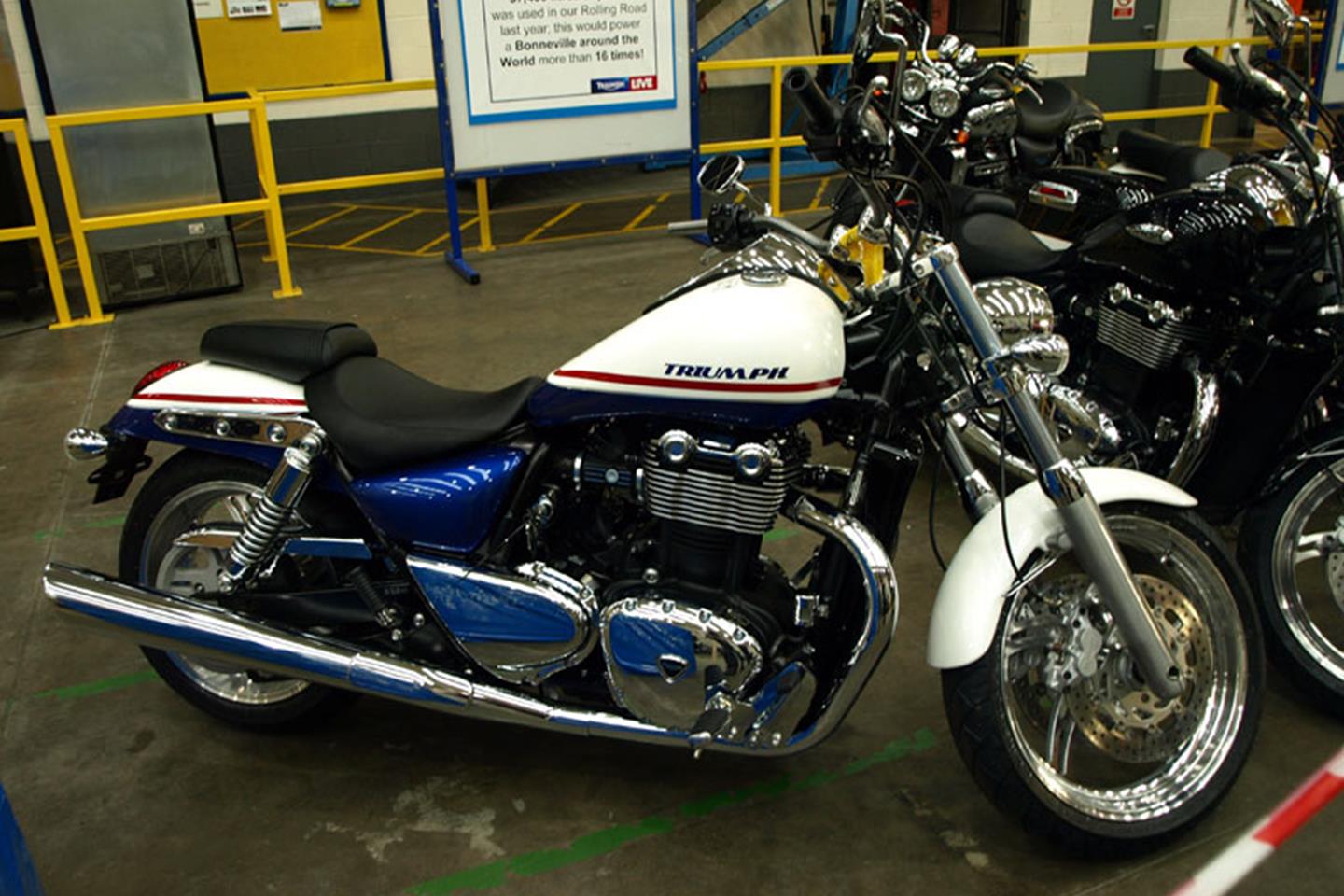 tinted flyscreen for thunderbird 350