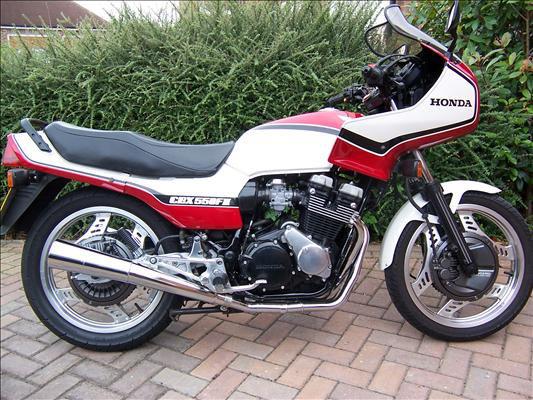 Kawasaki Z900