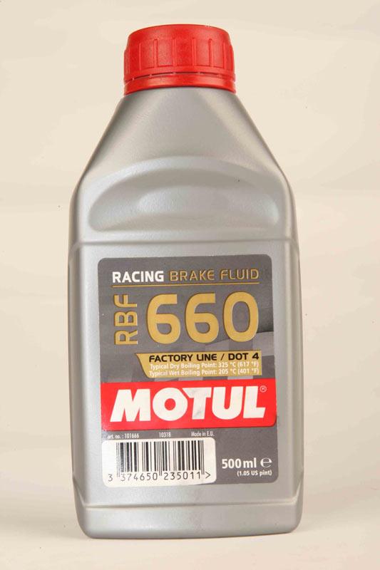 Product review: Motul RBF660 brake fluid | MCN