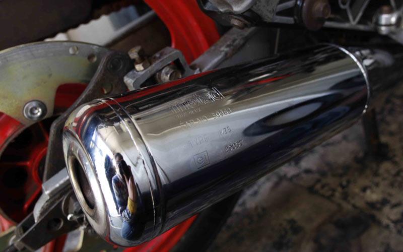 xs750 exhaust