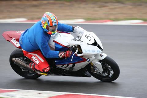 Michael Neeves – MRO Powerbike blog: Rain, crashes and Bemsee Rookie racers.