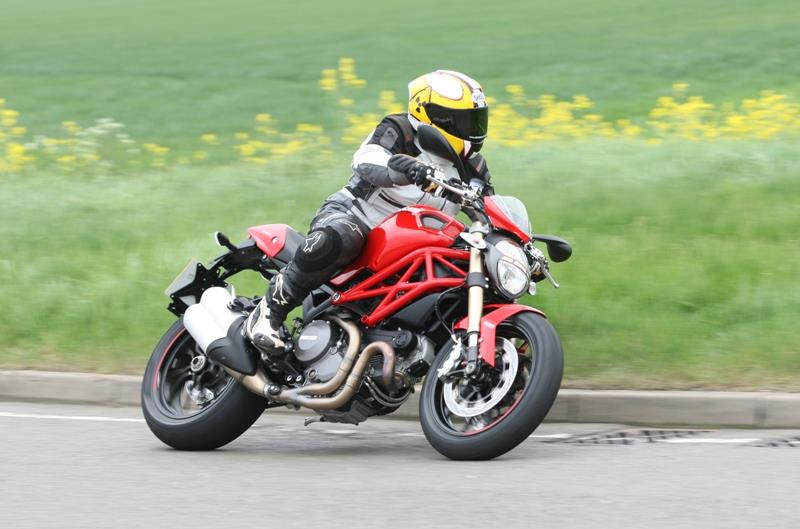 Ducati Monster 1100 EVO