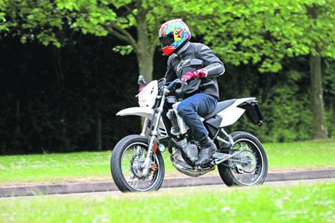 WK SM50 - Sexiest 50cc bike ever?