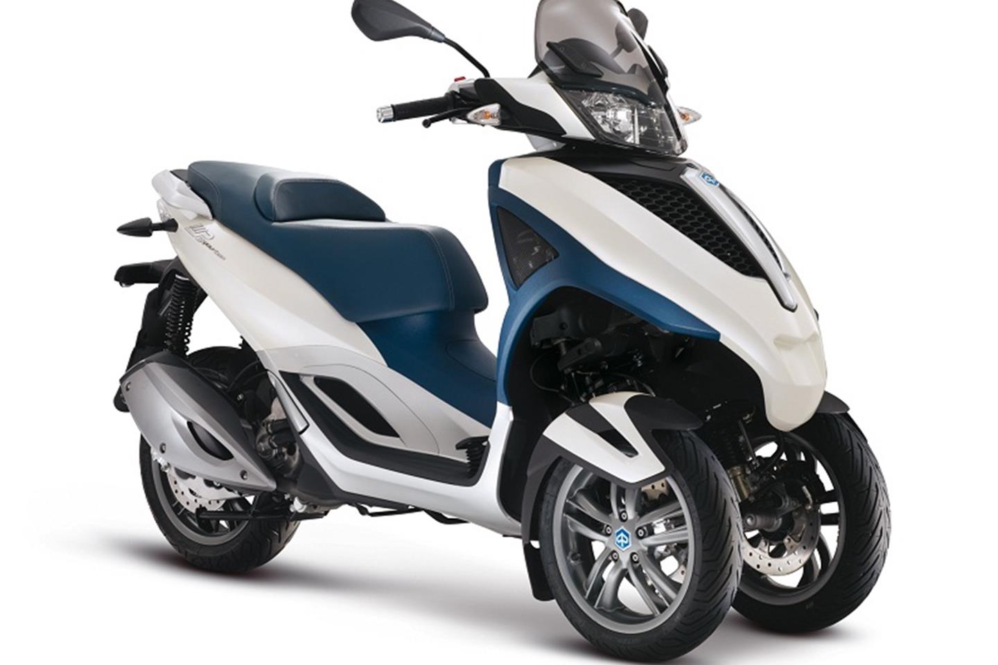 Piaggio Yourban 300LT: an English proofreader short of genius | MCN