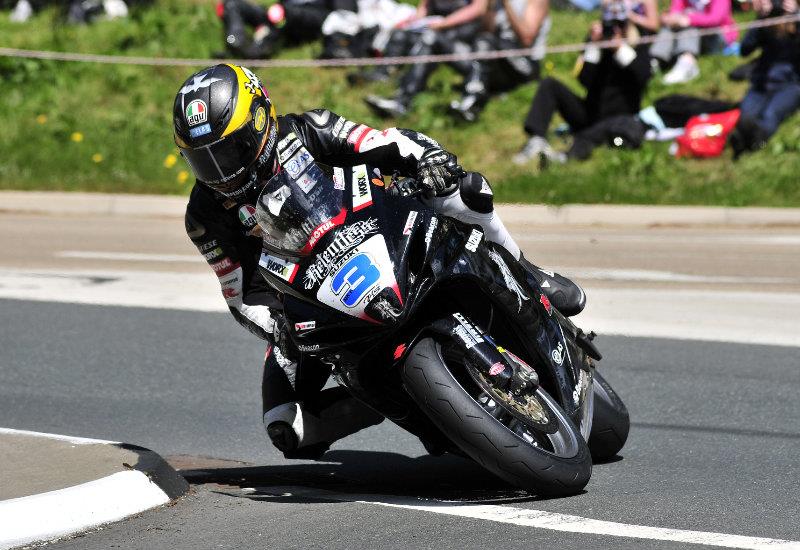 Isle of Man TT: Guy Martin's crash at Creg Ny Baa | MCN